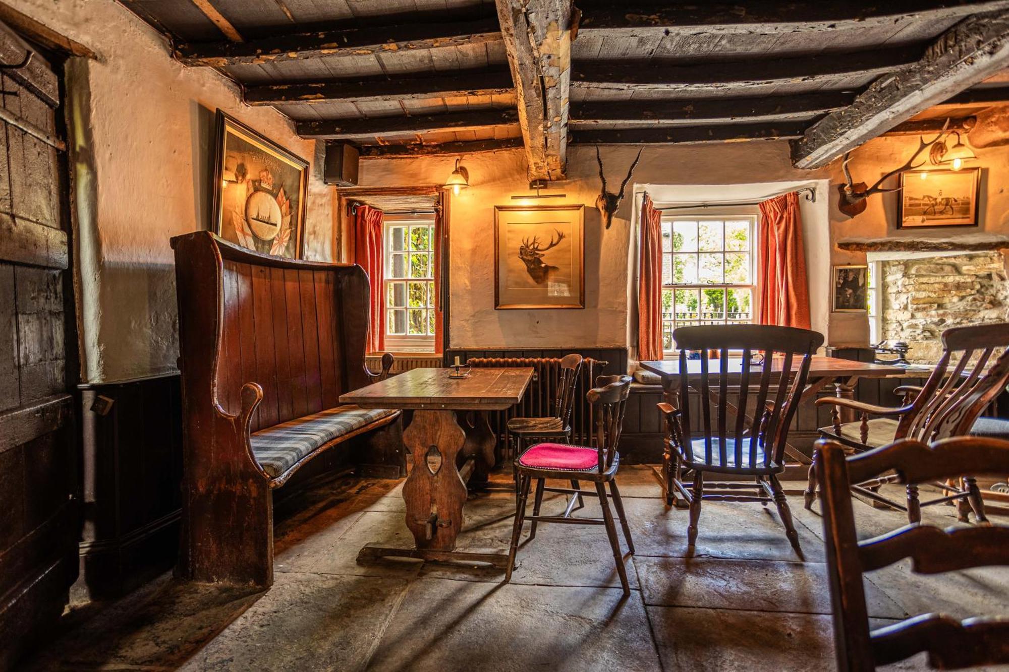 The Green Dragon At Hardraw Dış mekan fotoğraf