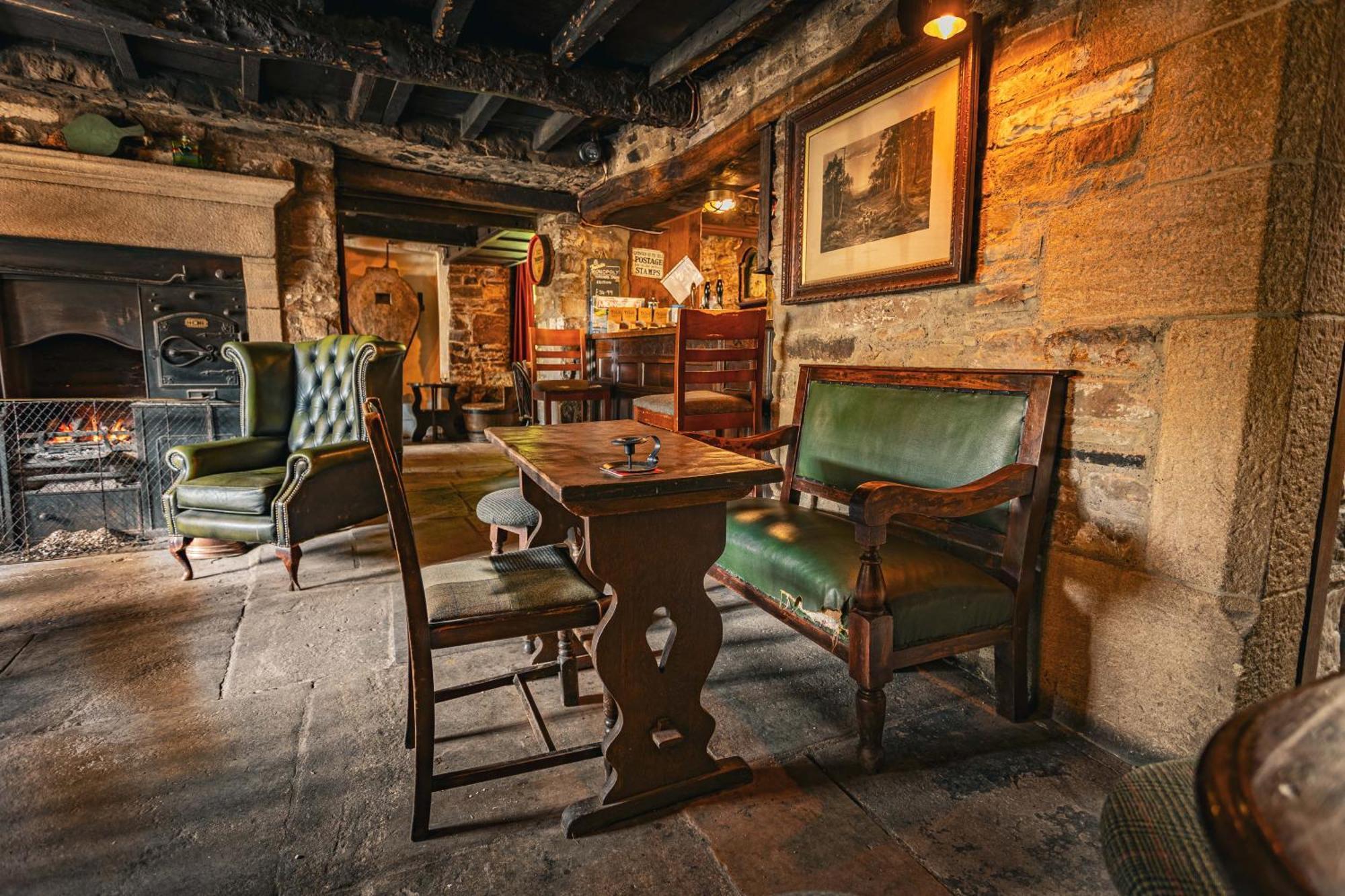 The Green Dragon At Hardraw Dış mekan fotoğraf